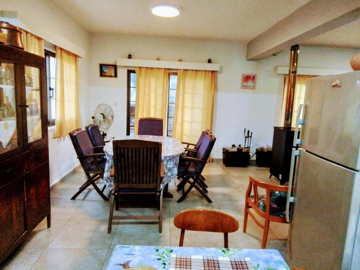 Kampi Double Storey House In The Village 니코시아 외부 사진